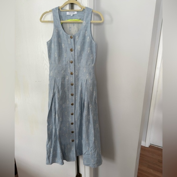 Hunter Bell Pleated A Line Dress - Picture 5 of 8